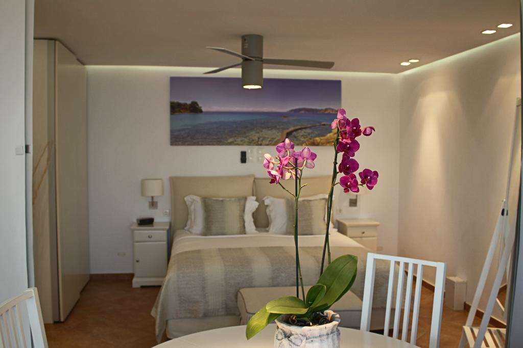 The Infinity 180 Luxury Suites Milia ภายนอก รูปภาพ