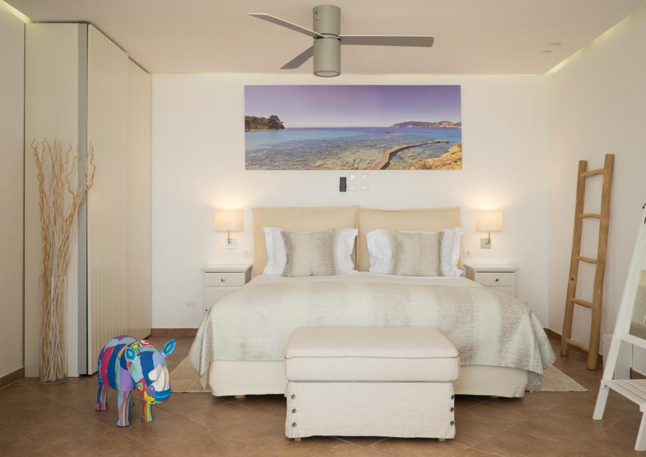 The Infinity 180 Luxury Suites Milia ภายนอก รูปภาพ